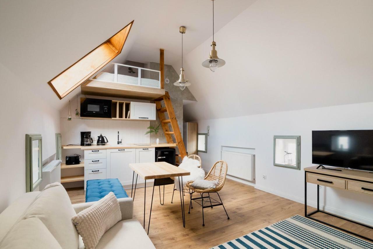 Skyway Apartment Torun Bagian luar foto